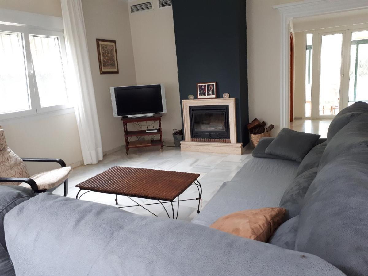 Casa Villa Ladi Umbrete Εξωτερικό φωτογραφία