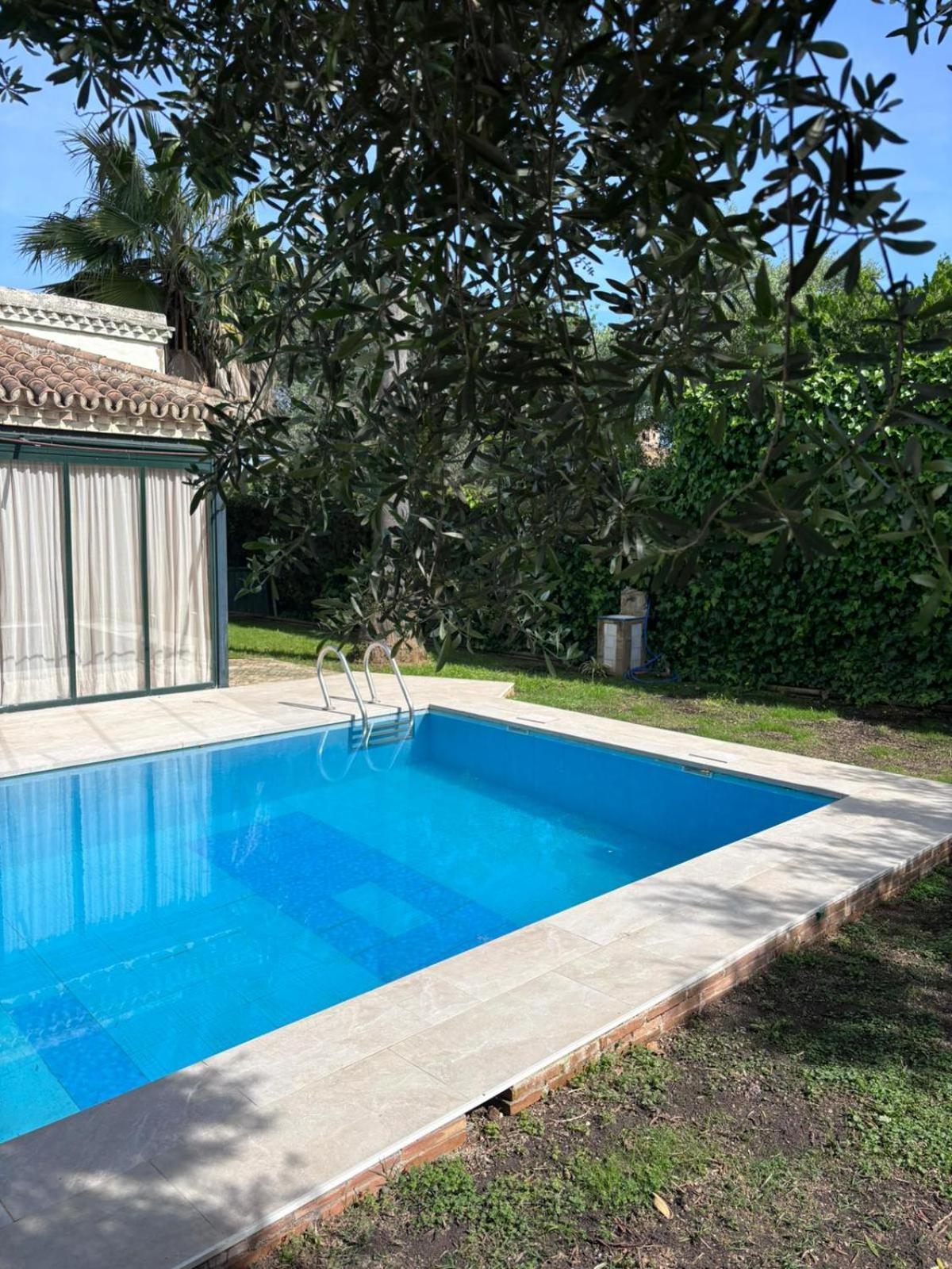 Casa Villa Ladi Umbrete Εξωτερικό φωτογραφία